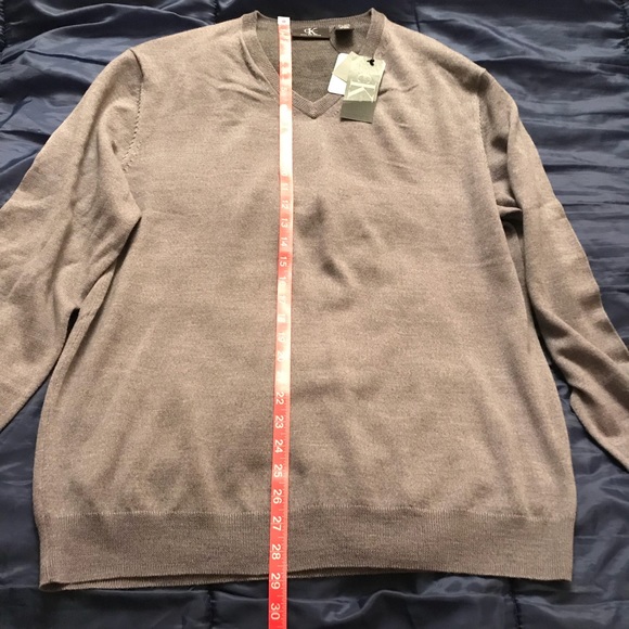 Calvin Klein Extra Fine Merino Wool V-Neck Sweater - Picture 8 of 8